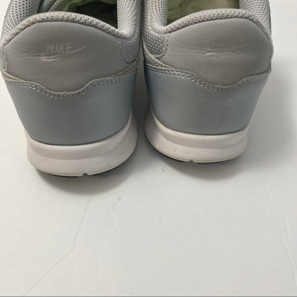 Nike Sneakers - Picture 6 of 10